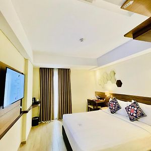 Golden Tulip Essential Tangerang